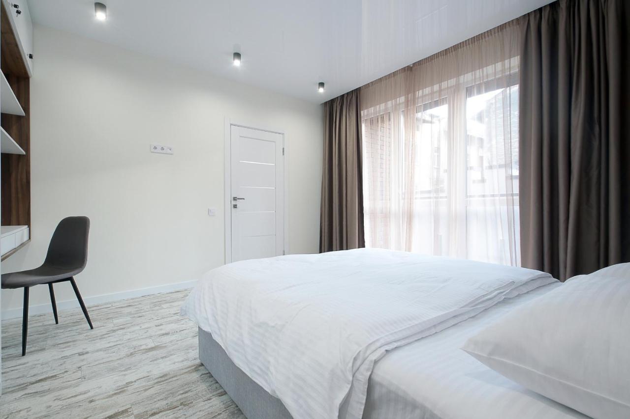 Apartamento Luxury Nest Lviv Center Exterior foto