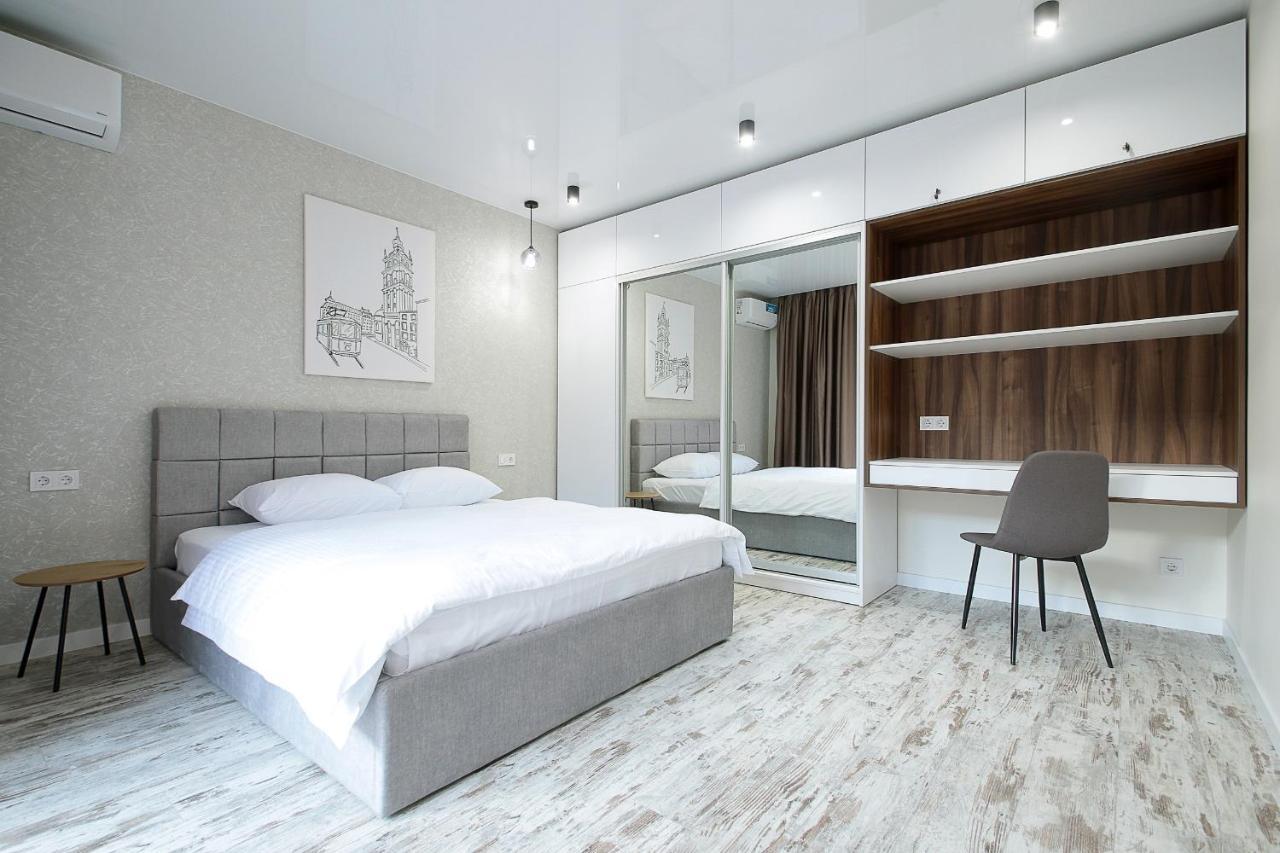 Apartamento Luxury Nest Lviv Center Exterior foto