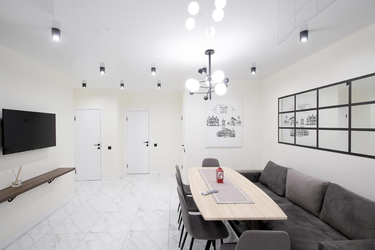 Apartamento Luxury Nest Lviv Center Exterior foto