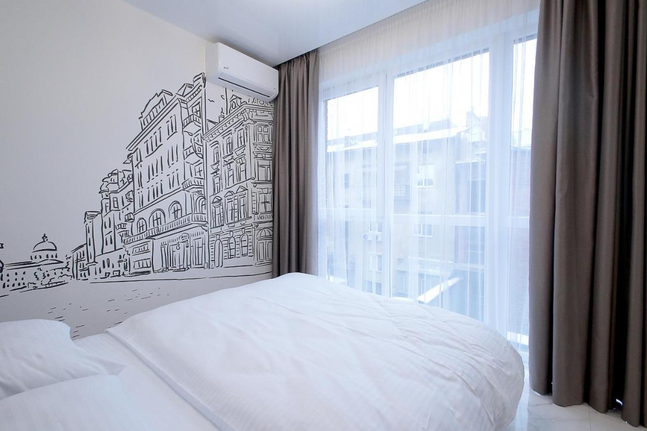 Apartamento Luxury Nest Lviv Center Exterior foto