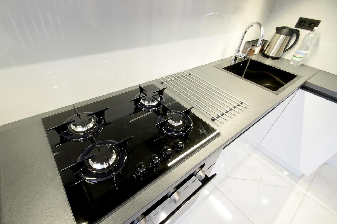 Apartamento Luxury Nest Lviv Center Exterior foto